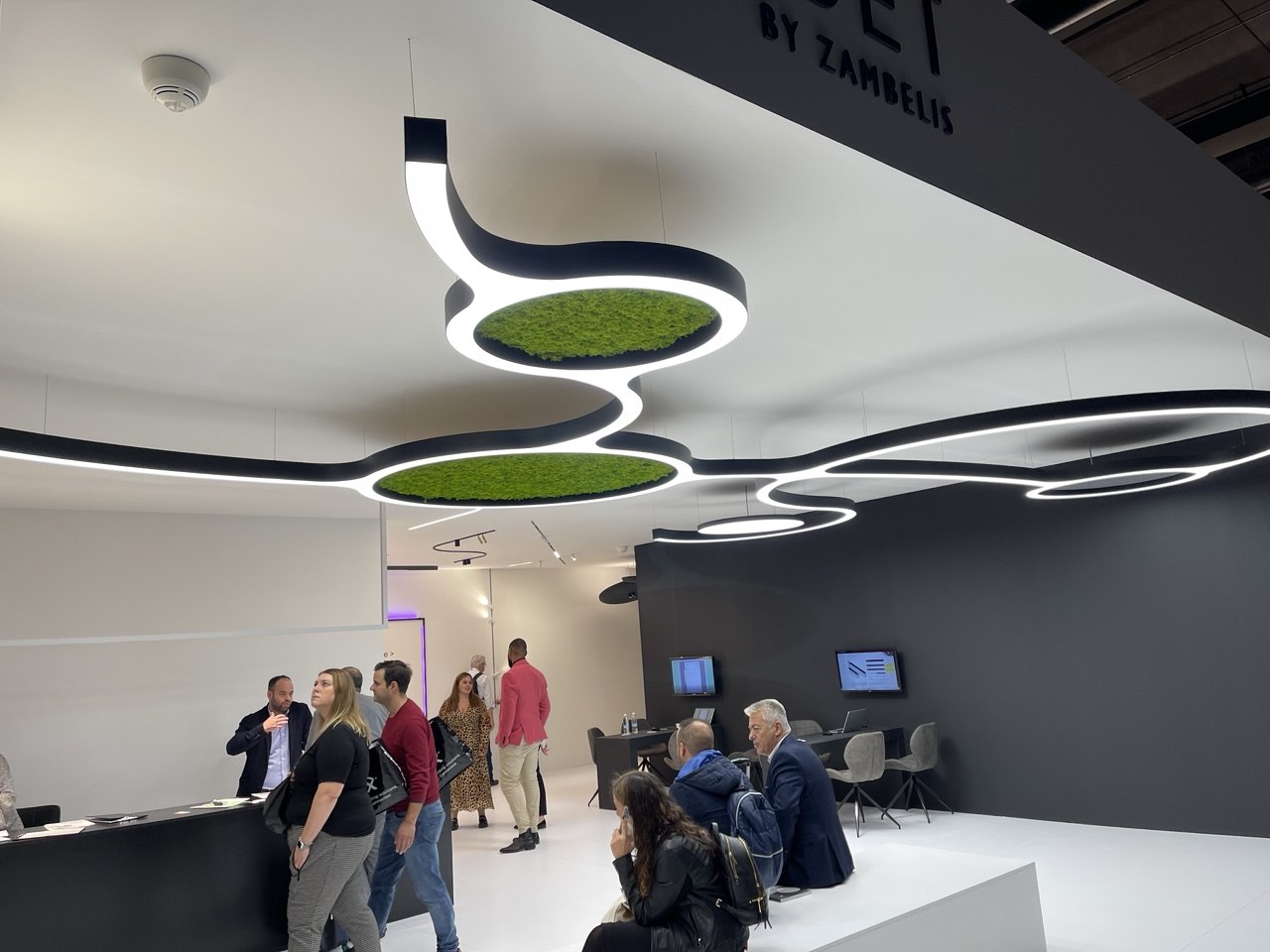 Exhibition Stands — Trade-show booth · LED